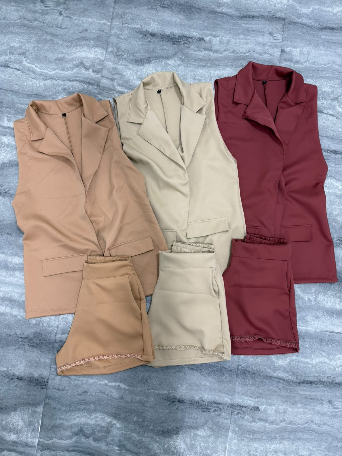 Conjunto Sastrero Anabella con Encaje - 901a162a-5a98-4a93-9b14-bcd8173ea01d.jpeg