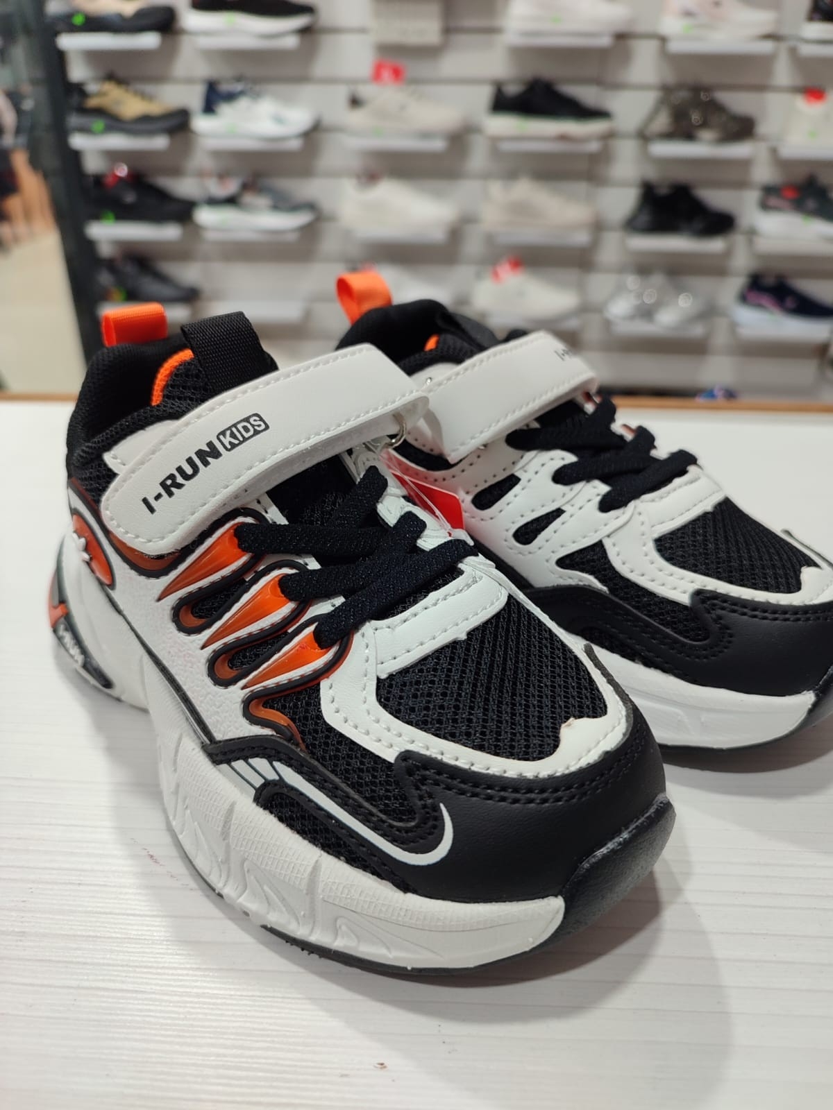 Zapatillas Niños C/luz y Abrojo - Imagen 3