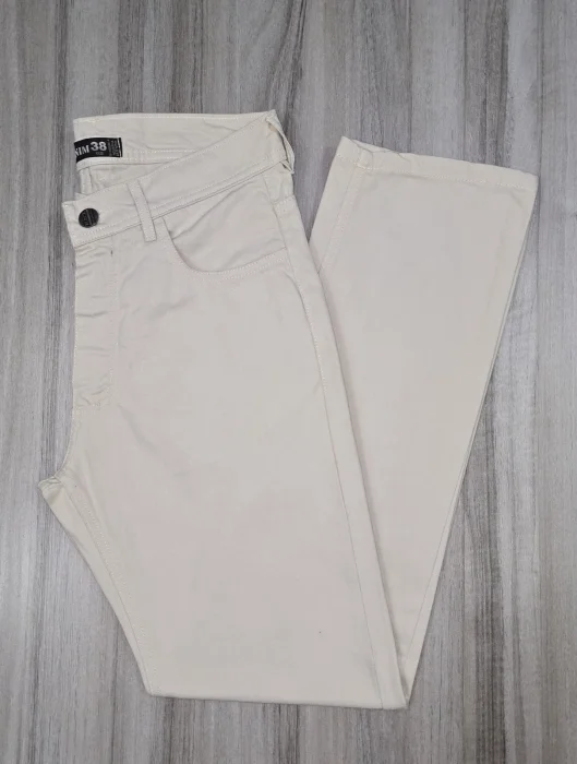 Pantalón Mom Clásico Beige
