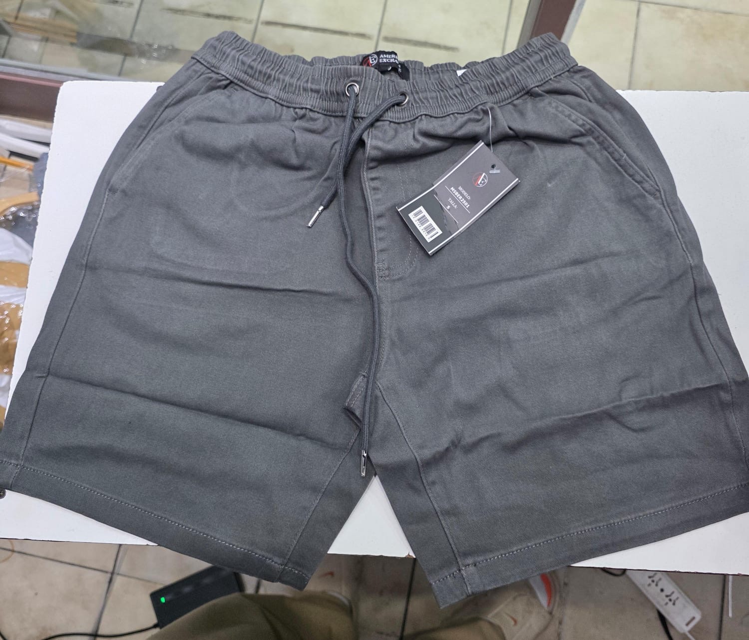 Short Gabardina Importado - bd3cde4e-925d-4a82-a390-07ab2a0ca442.jpeg