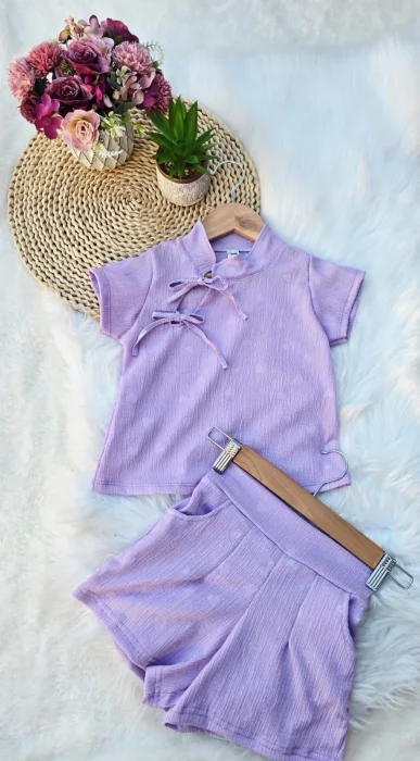 Conjuntos de Hawai Gofrado. Blusa Cuello Asiático y Short con Pinzas.