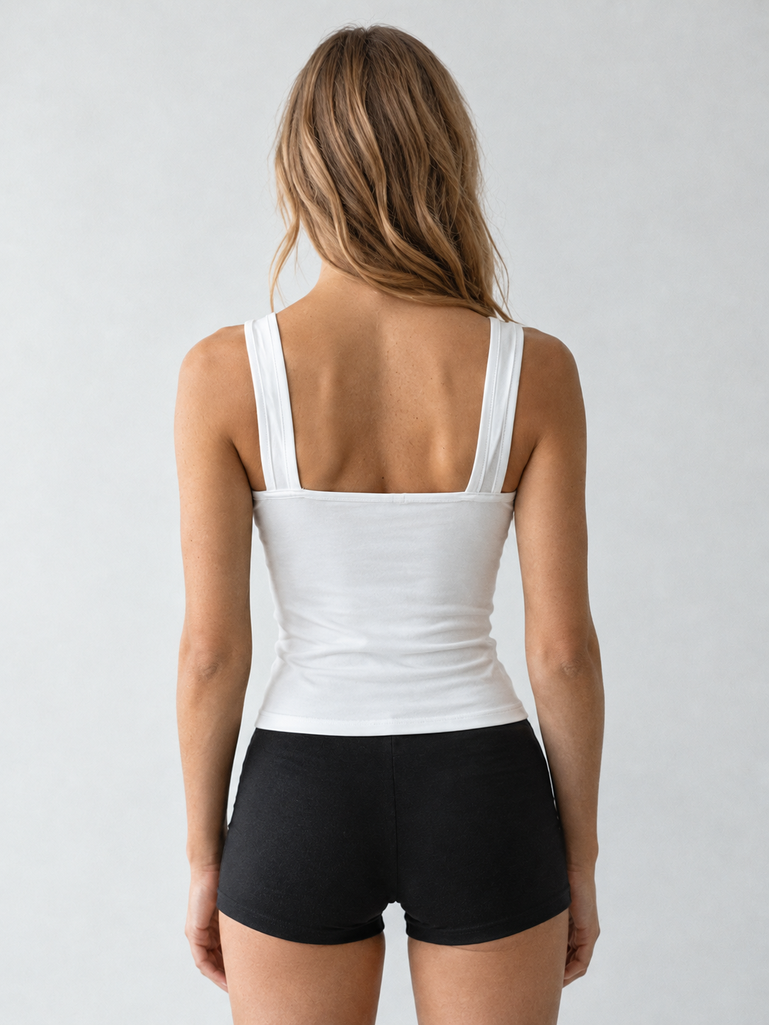 #562 Musculosa Escote Corazon - 562%20(1).png