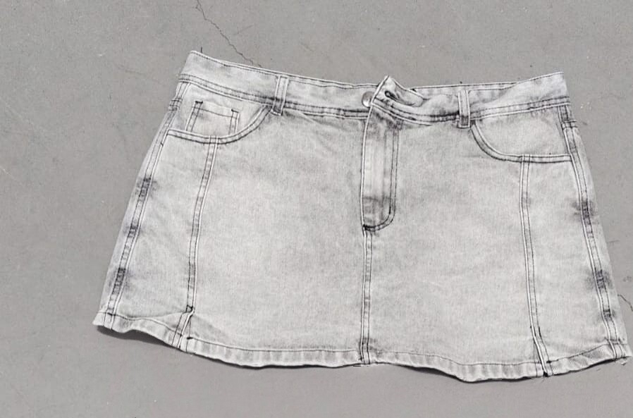 Short Pollera Gris Claro - Imagen 2