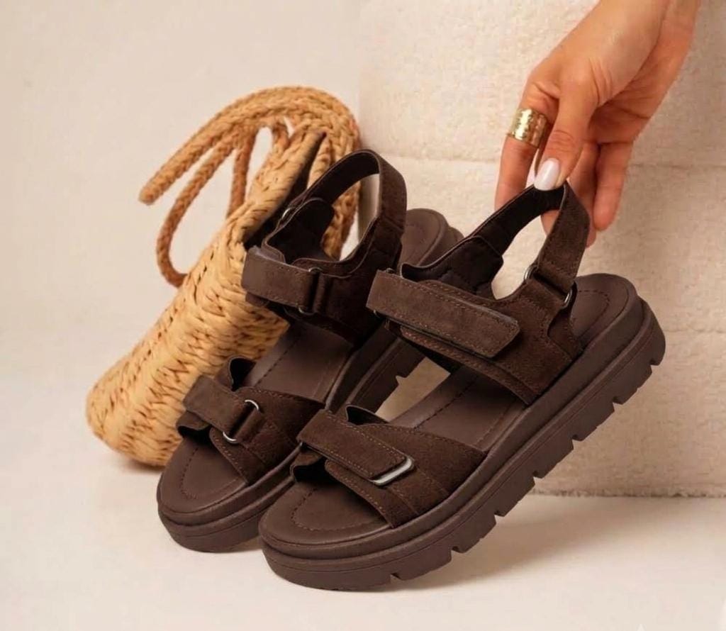 Lupe Sandalias con Velcro Regulables - b32ad04f-f2ef-464e-ad27-954fe4bb744b.jfif