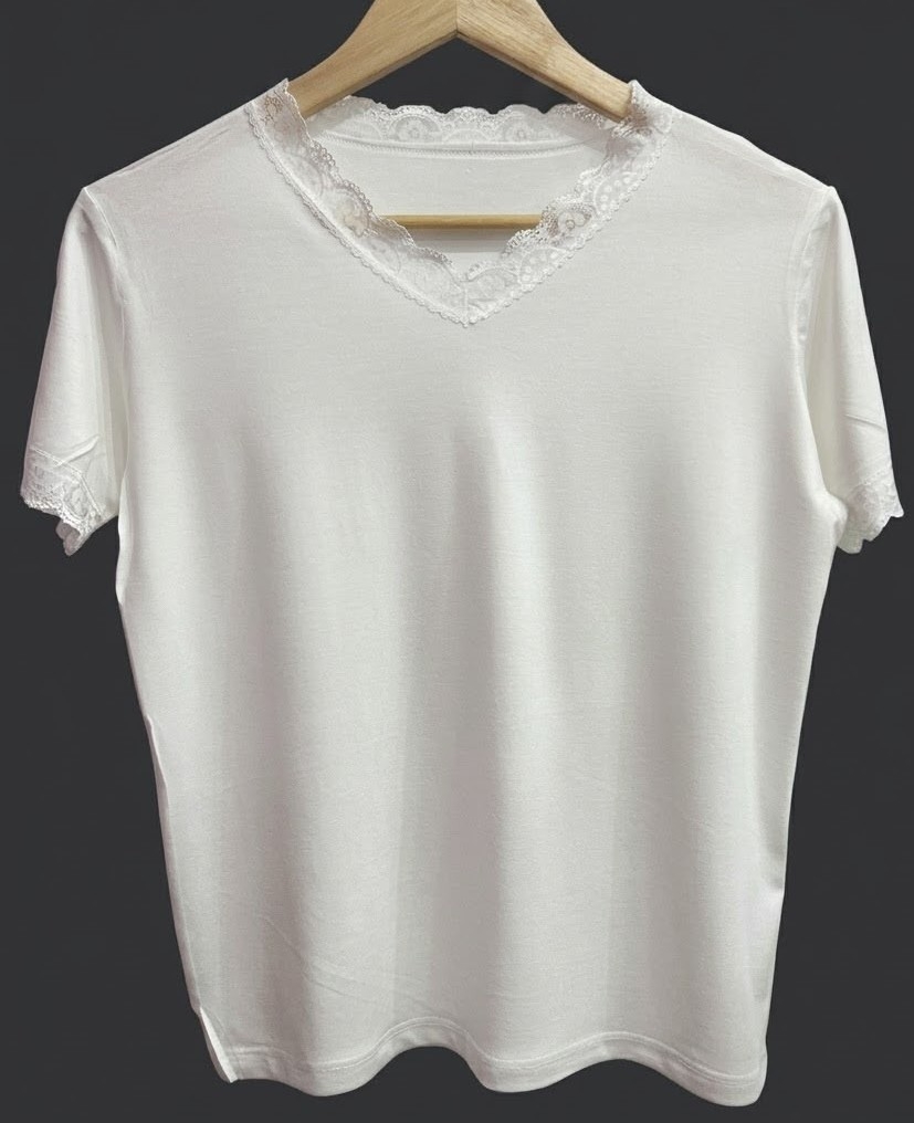 Remera Escote ( V ) con Encaje - Imagen 3