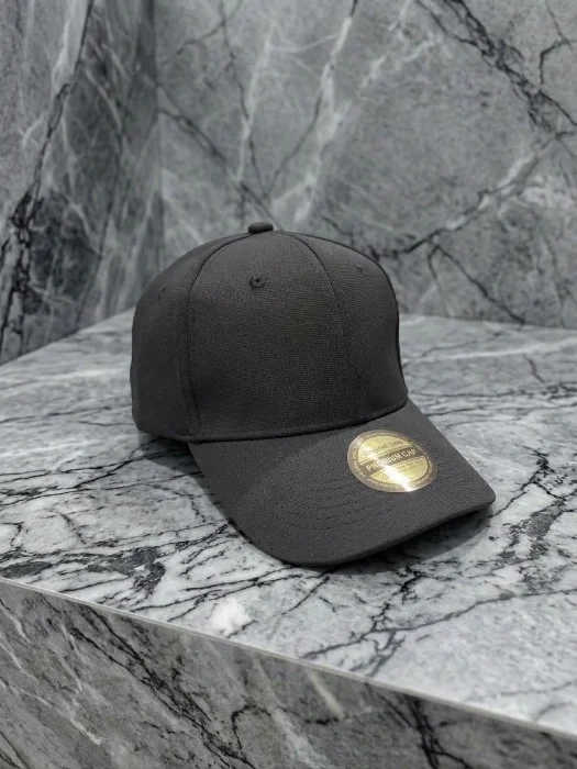 Gorras Negras Lisas .
