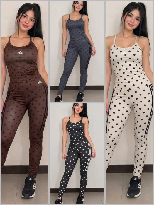 Conjunto Adid.as a Lunares