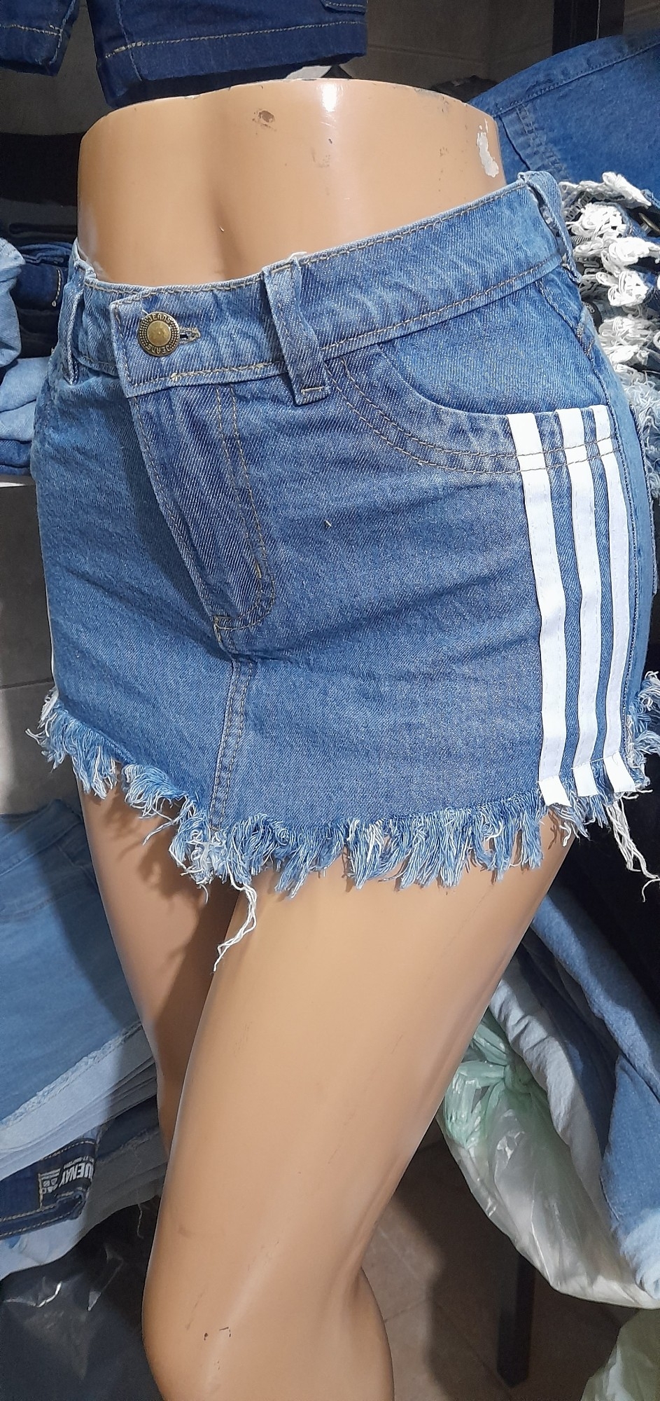 Shorts Pollera 3 Tiras Ston Tiro Intermedio Rígido Deflecado - Imagen 5