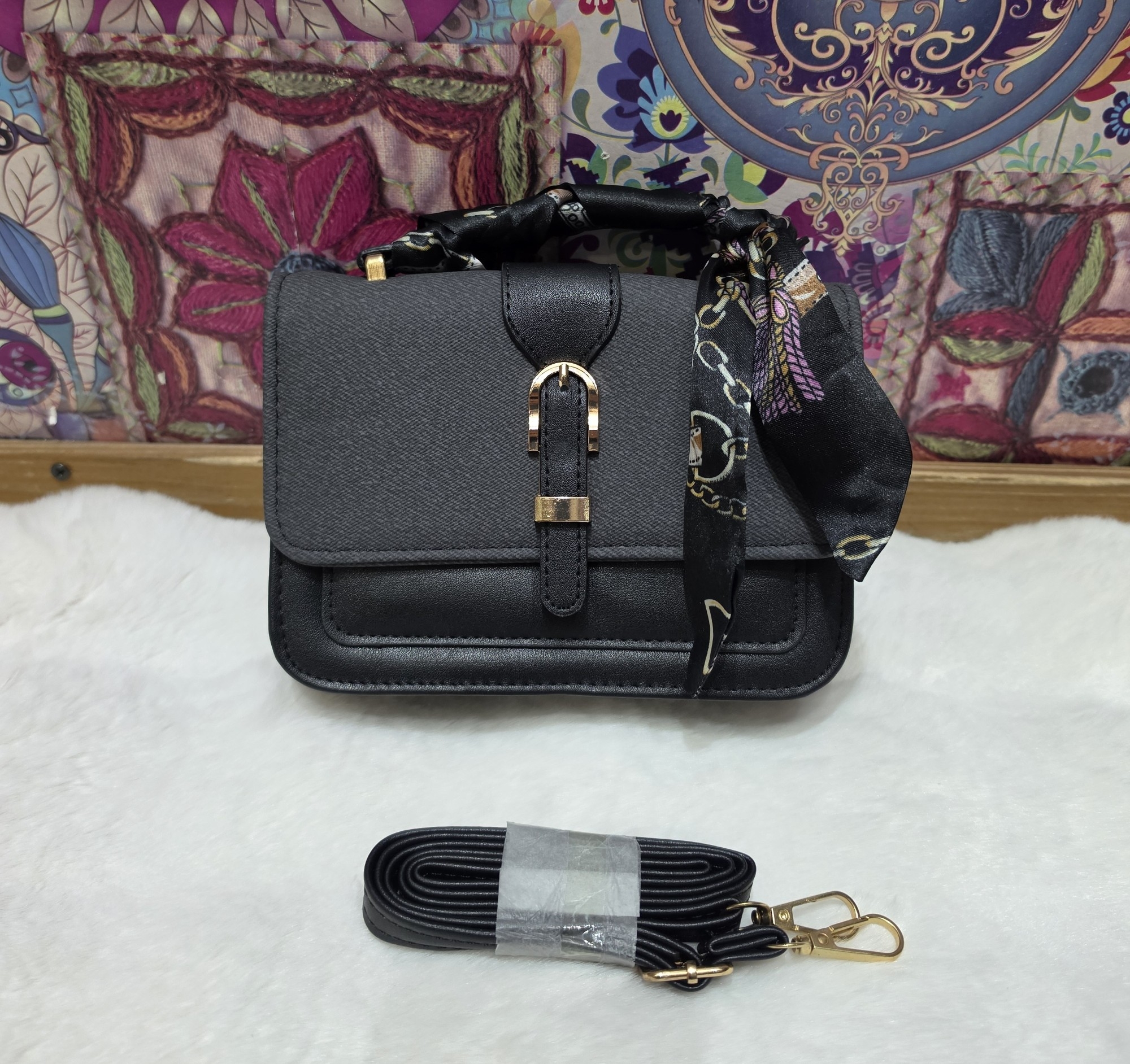 Hermoso Modelo de  Carterita Morral de Cuero Pu  Excelente Calidad - Imagen 3