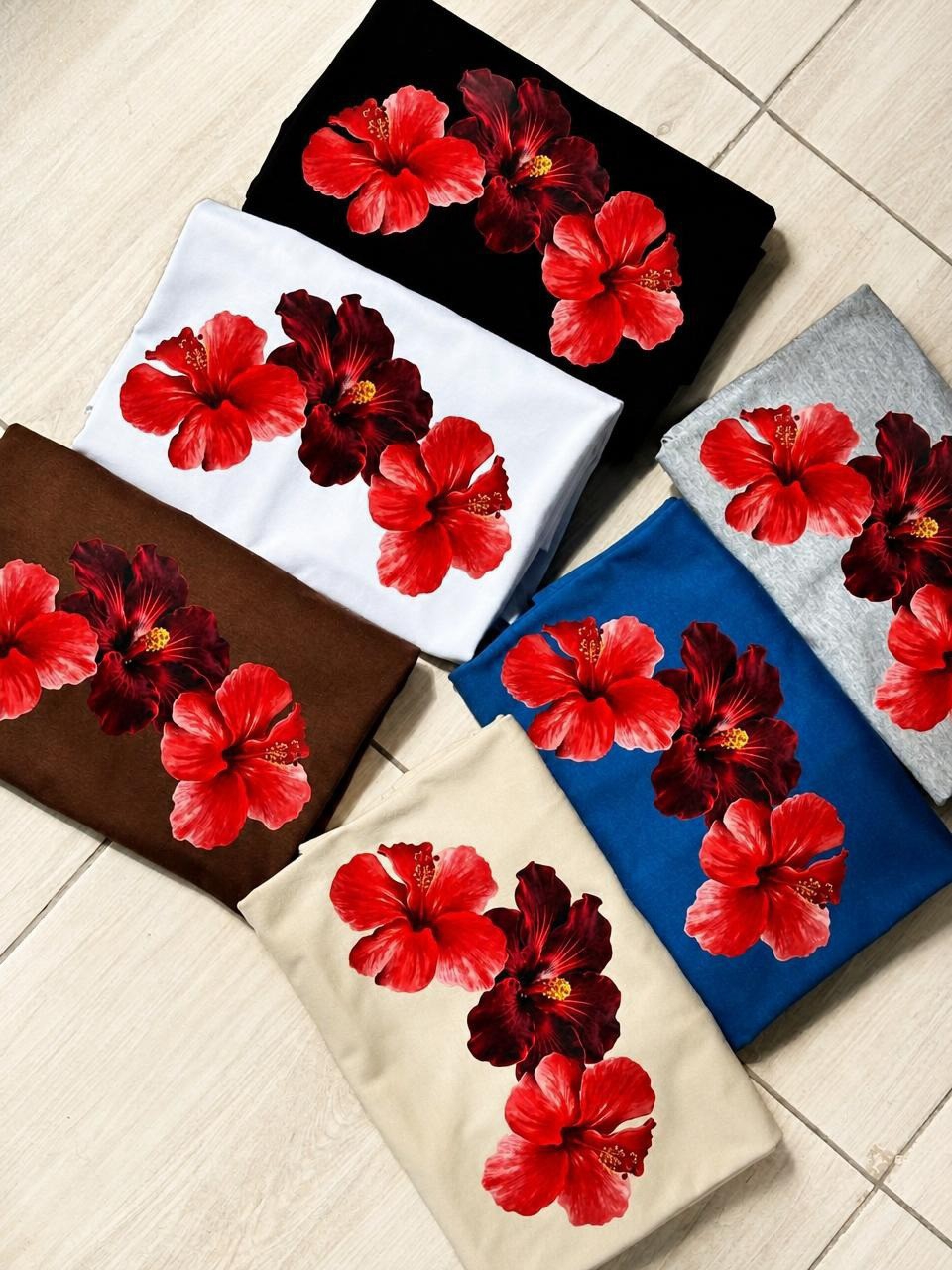 Remera Flor Carmin Algodón Premium - Imagen 3