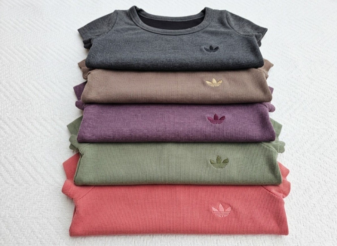Remera Adid.as Dama Logo Bordado - Imagen 6