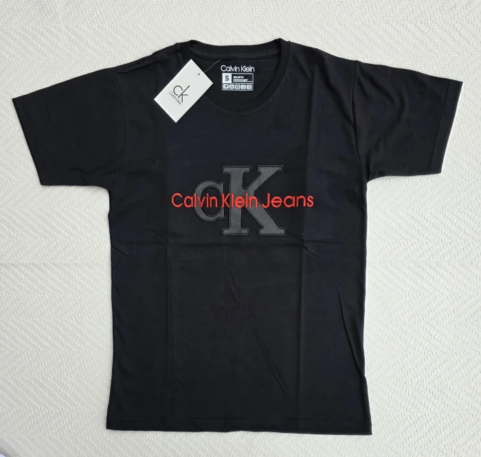 Remeras Calvin Klein Bordadas