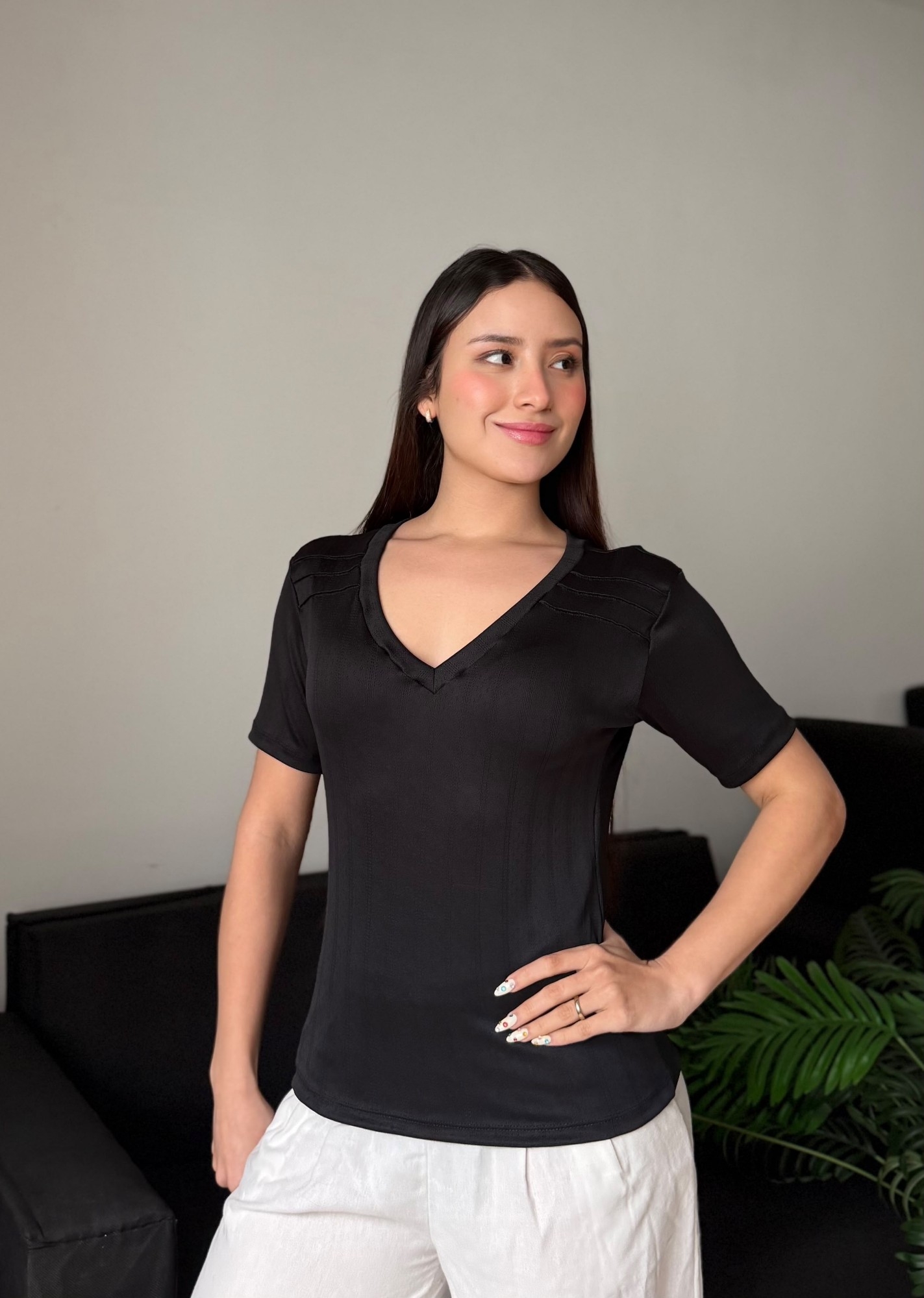 Remera Cuello V Jersey Carter - Flor - Imagen 5