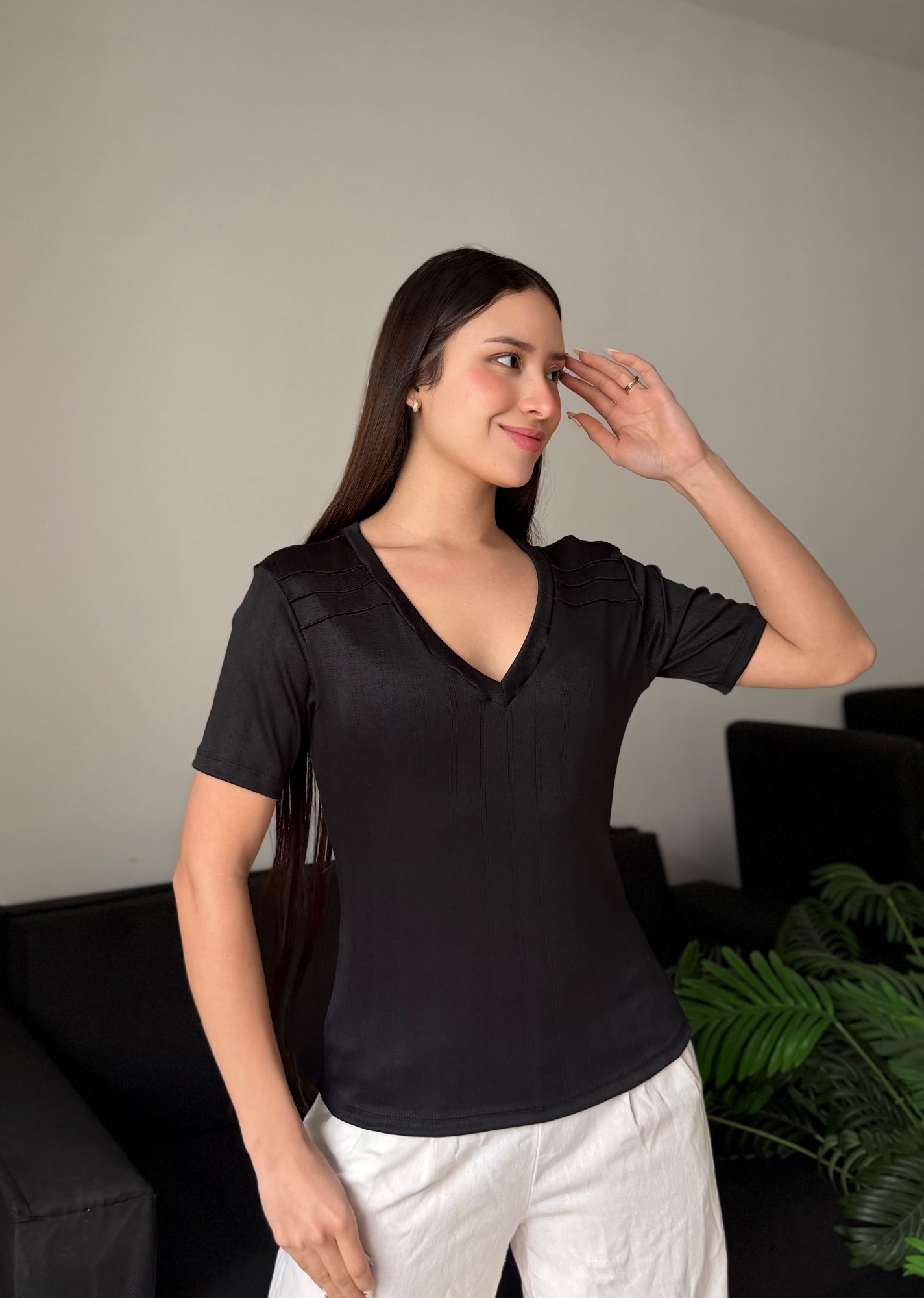 Remera Cuello V Jersey Carter - Flor - Imagen 6