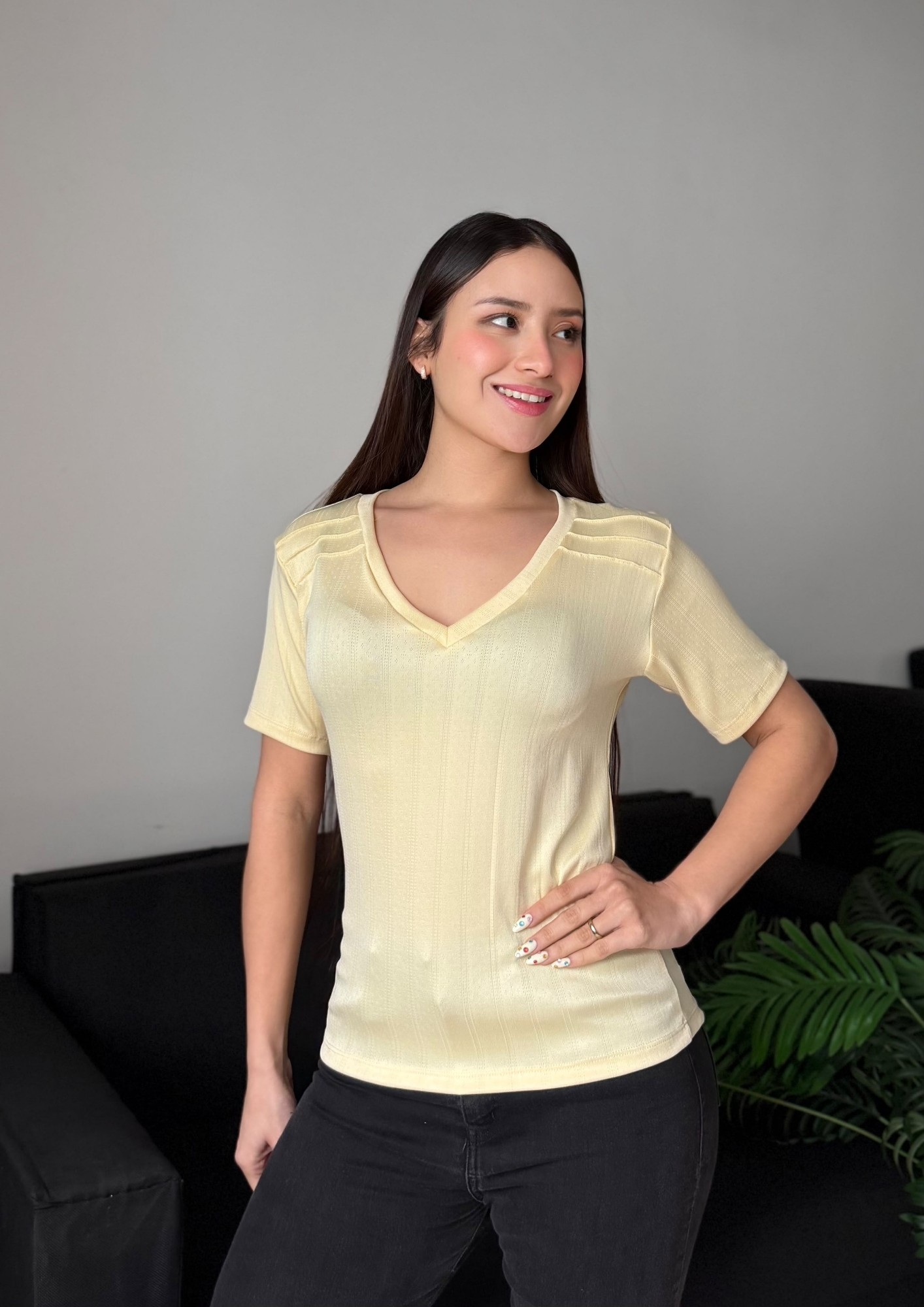 Remera Cuello V Jersey Carter - Flor - Imagen 8
