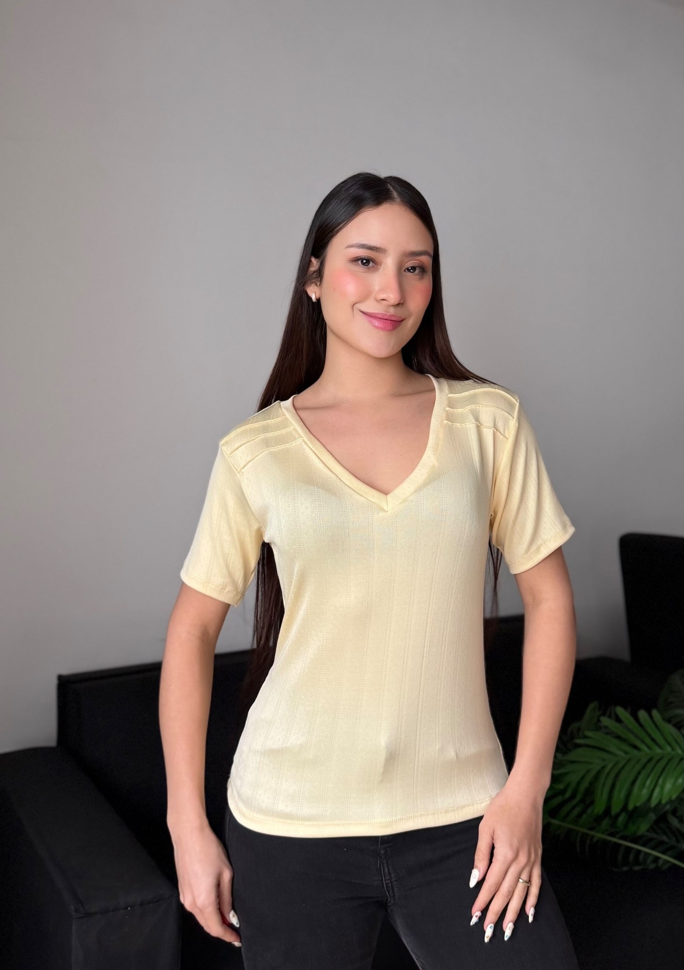 Remera Cuello V Jersey Carter - Flor - Imagen 9