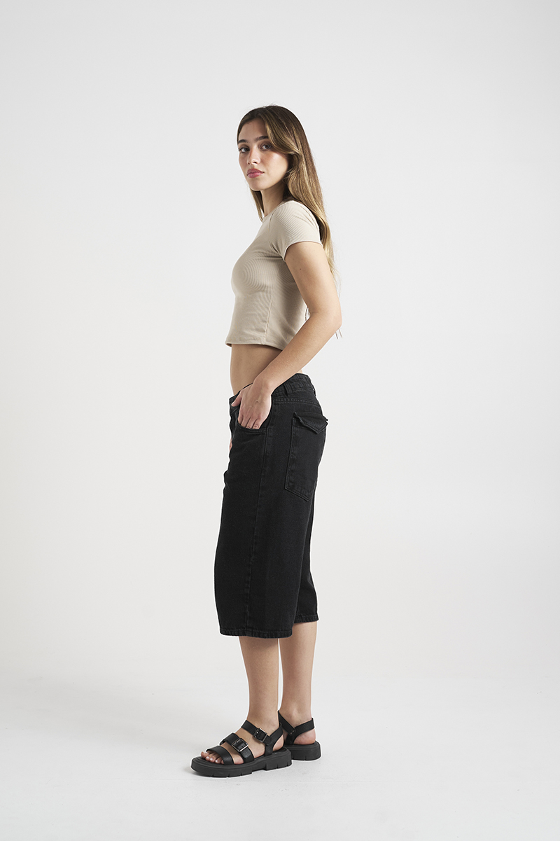 4029 Bermuda Negra  Bolsillo Tapita - HER%20JEANS%2016722.jpg