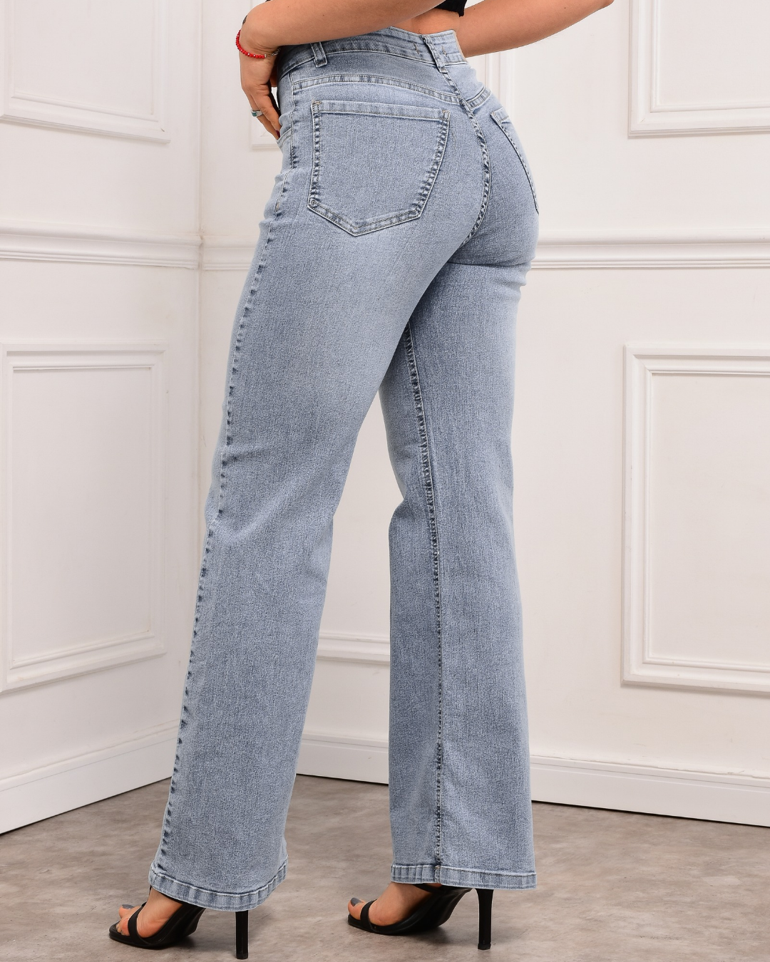 Jeans Elastizado Tiro Alto - 4.png
