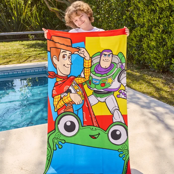 Toallón Infantil Toy Story Piñata 70x130 Cm con Bolso Microfibra Suave Secado Rápido