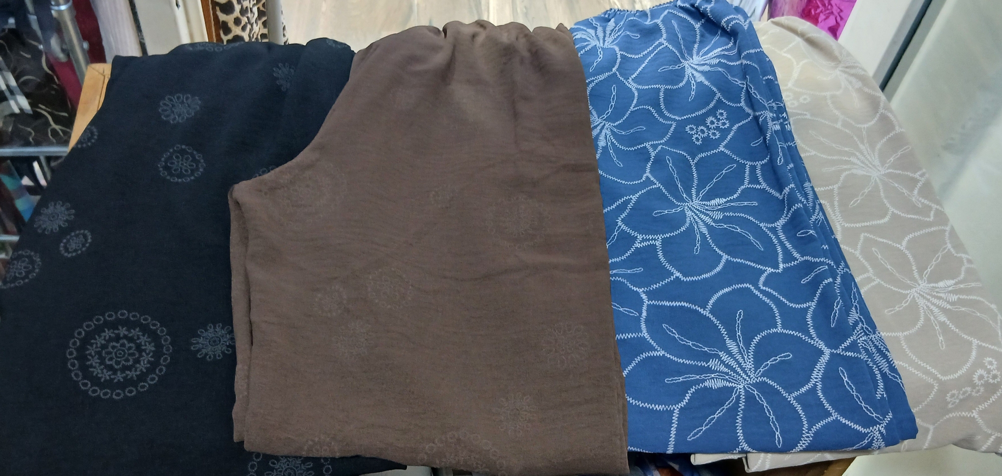 Pantalon Cey Estampado - Imagen 3
