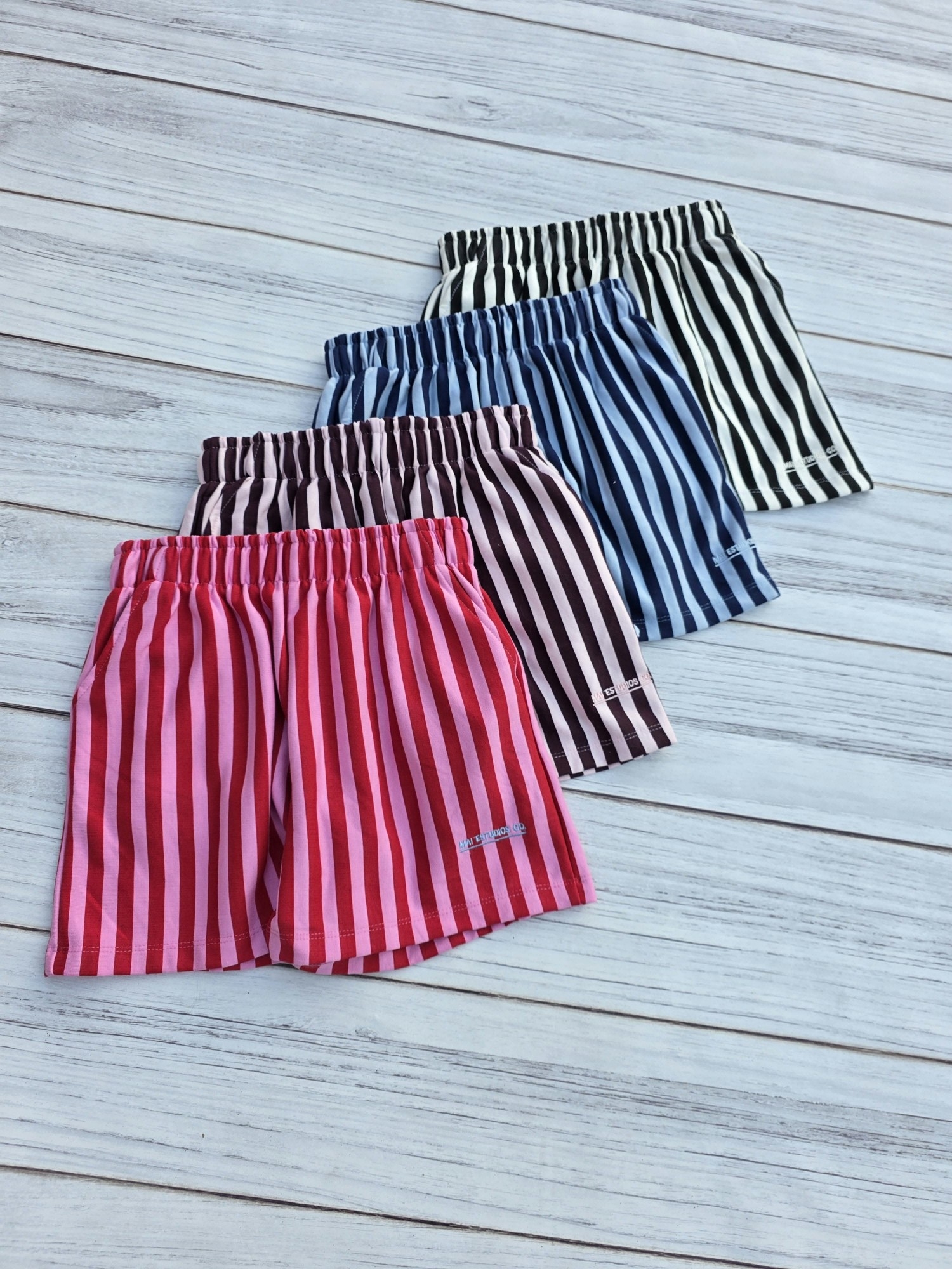 Shorts Rayado Bordado - Imagen 3