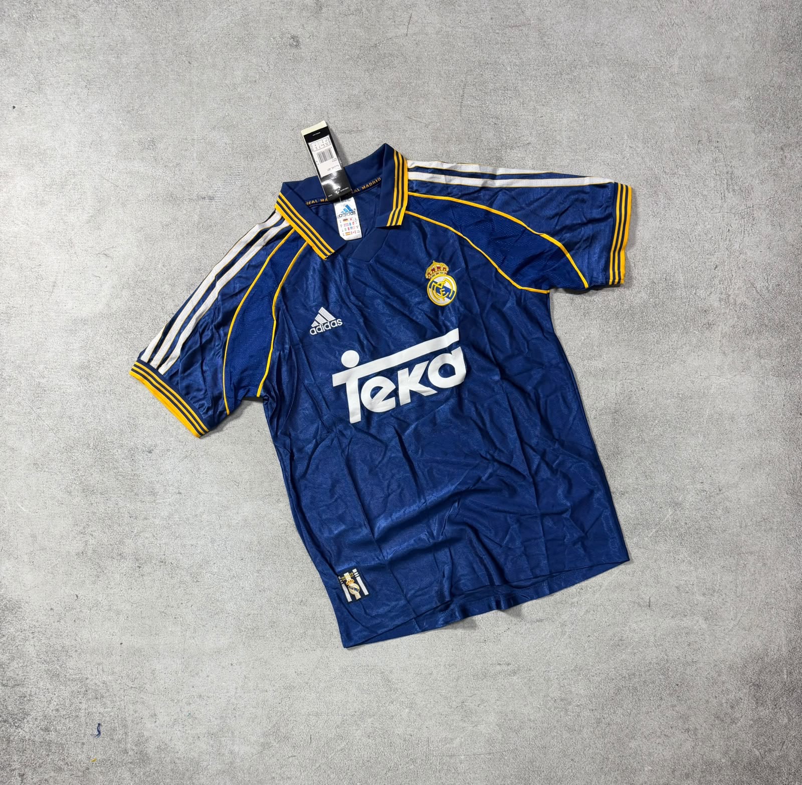 Camisetas Deportivas Retro Importadas - 5bc80a36-5a18-4e2f-acef-721965c30b7b.jpeg