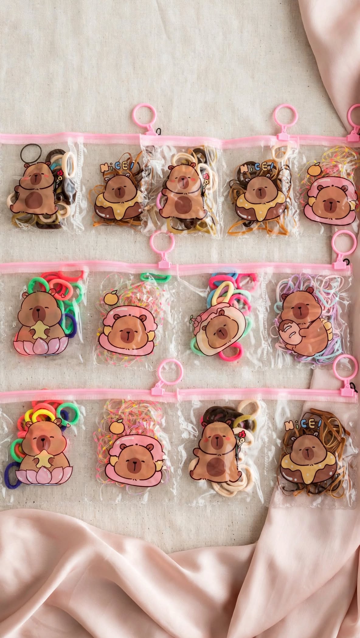 Accesorios de Pelo. - a03f5914-4498-47ff-87c7-159055b13215-crea-una-imagen-con-un-fondo-para-publicar-en-una.jpg