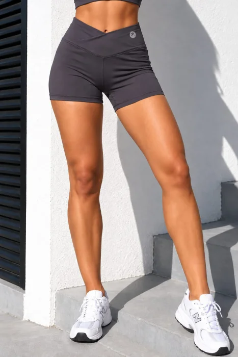Short Mia