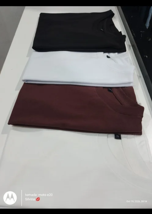Remeras Básicas de Algodón