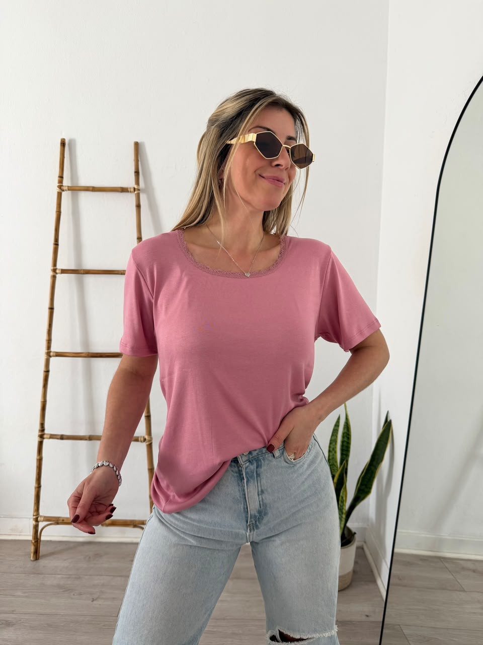 Remera Básica Melvin - Imagen 2