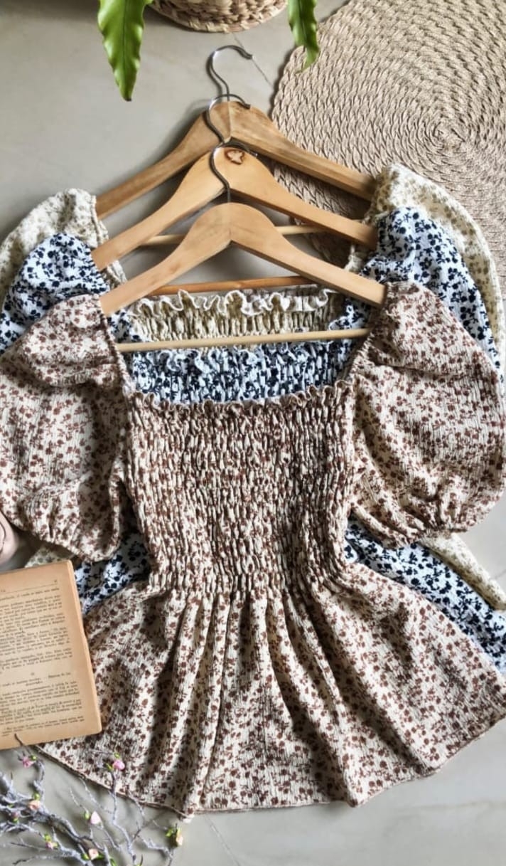Blusa  Flor Manga Corta - Imagen 2