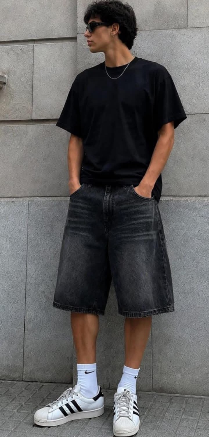 Bermuda Baggy Negro Localizado - Imagen 2