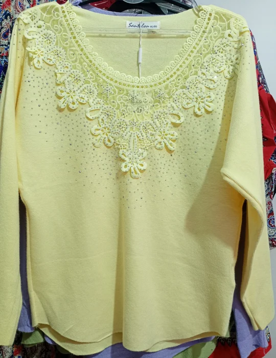 Suéter Hilo con Aplique