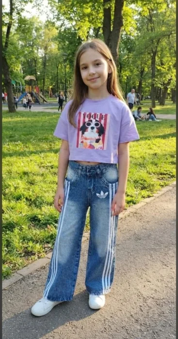 Jeans Ad Nena.