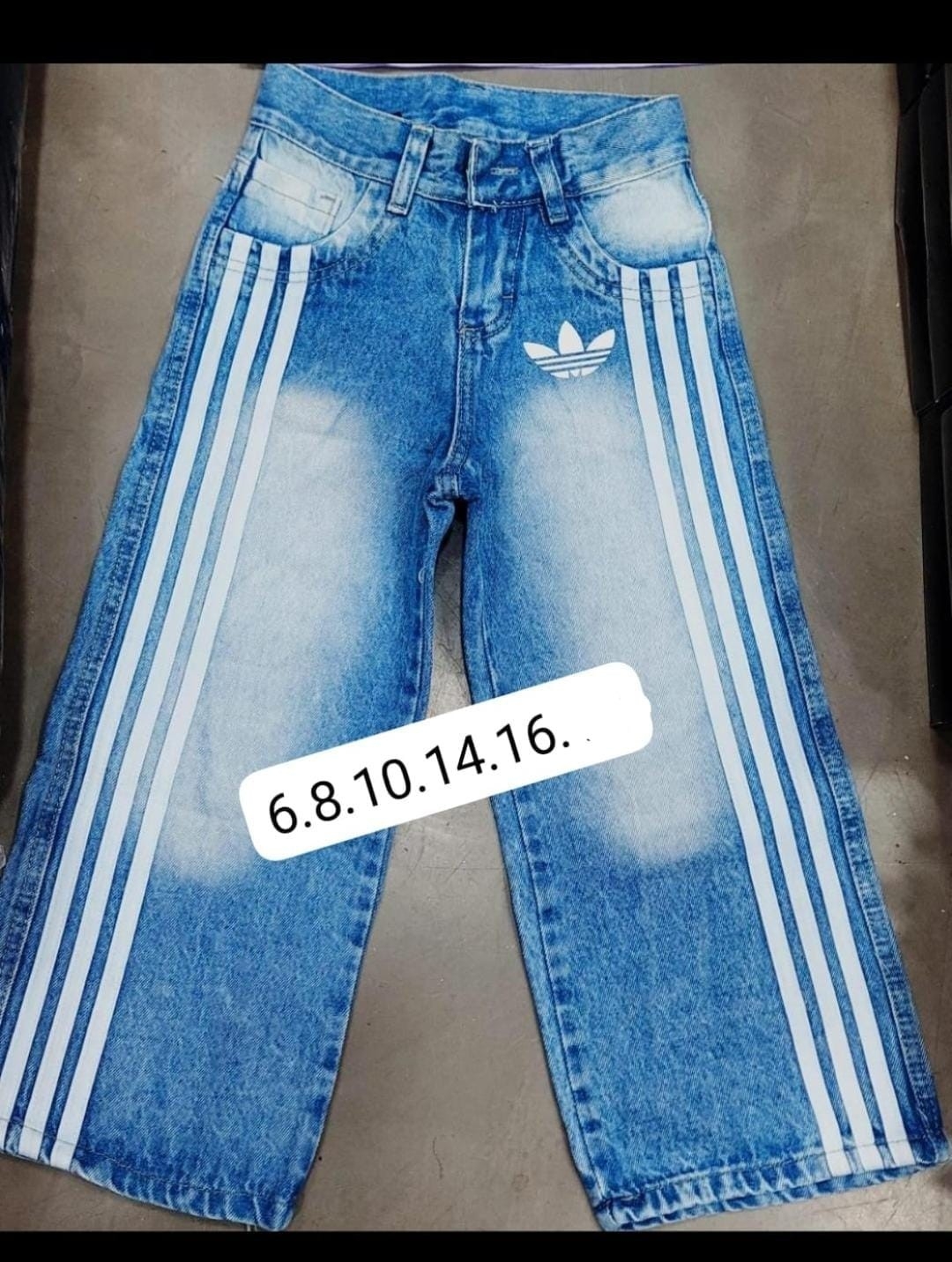 Jeans Ad Nena. - Imagen 3