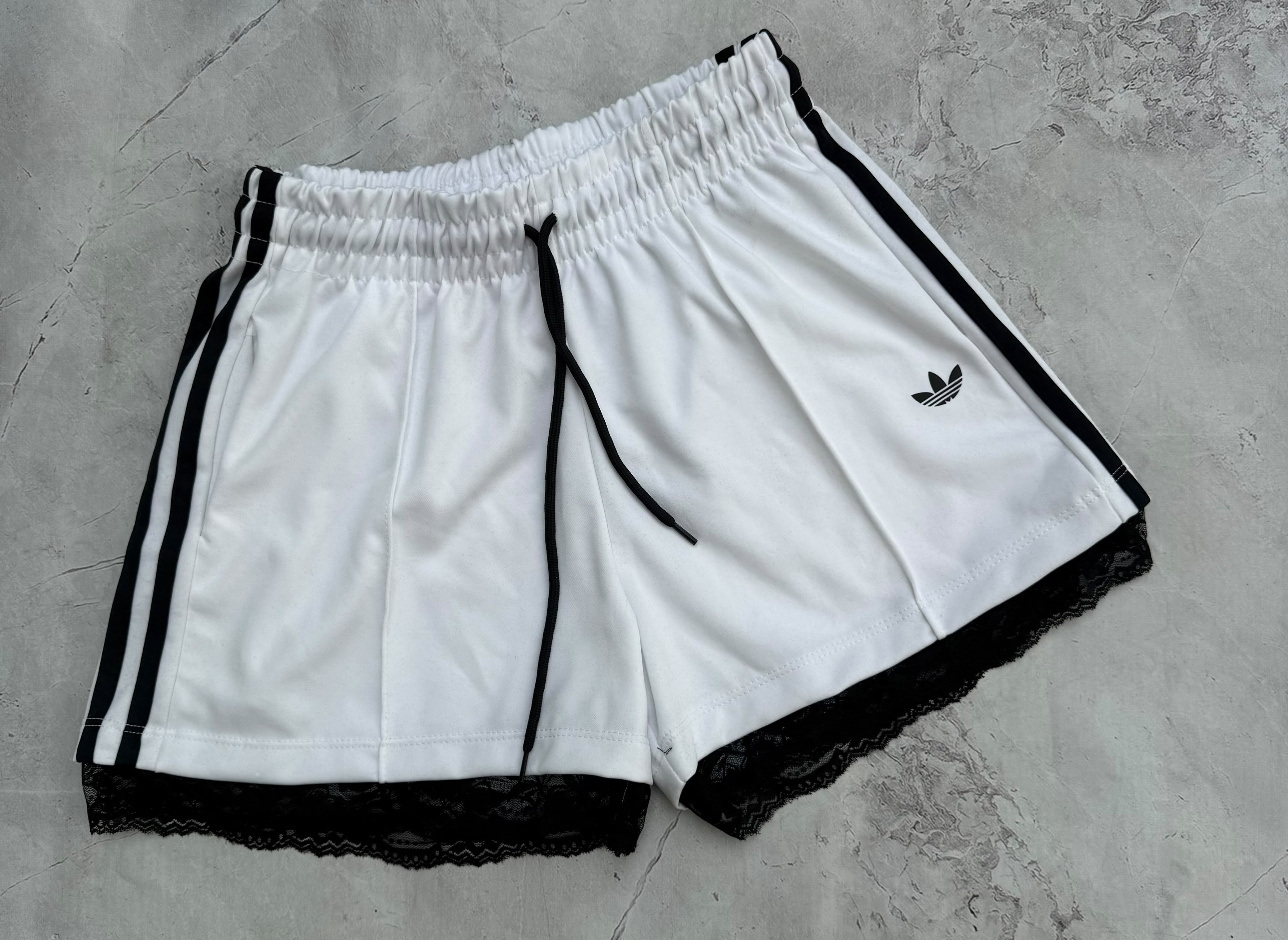Short Adi con Puntilla - c1d0f7d3-9669-4d35-9594-9577ec79ef9b.jpeg
