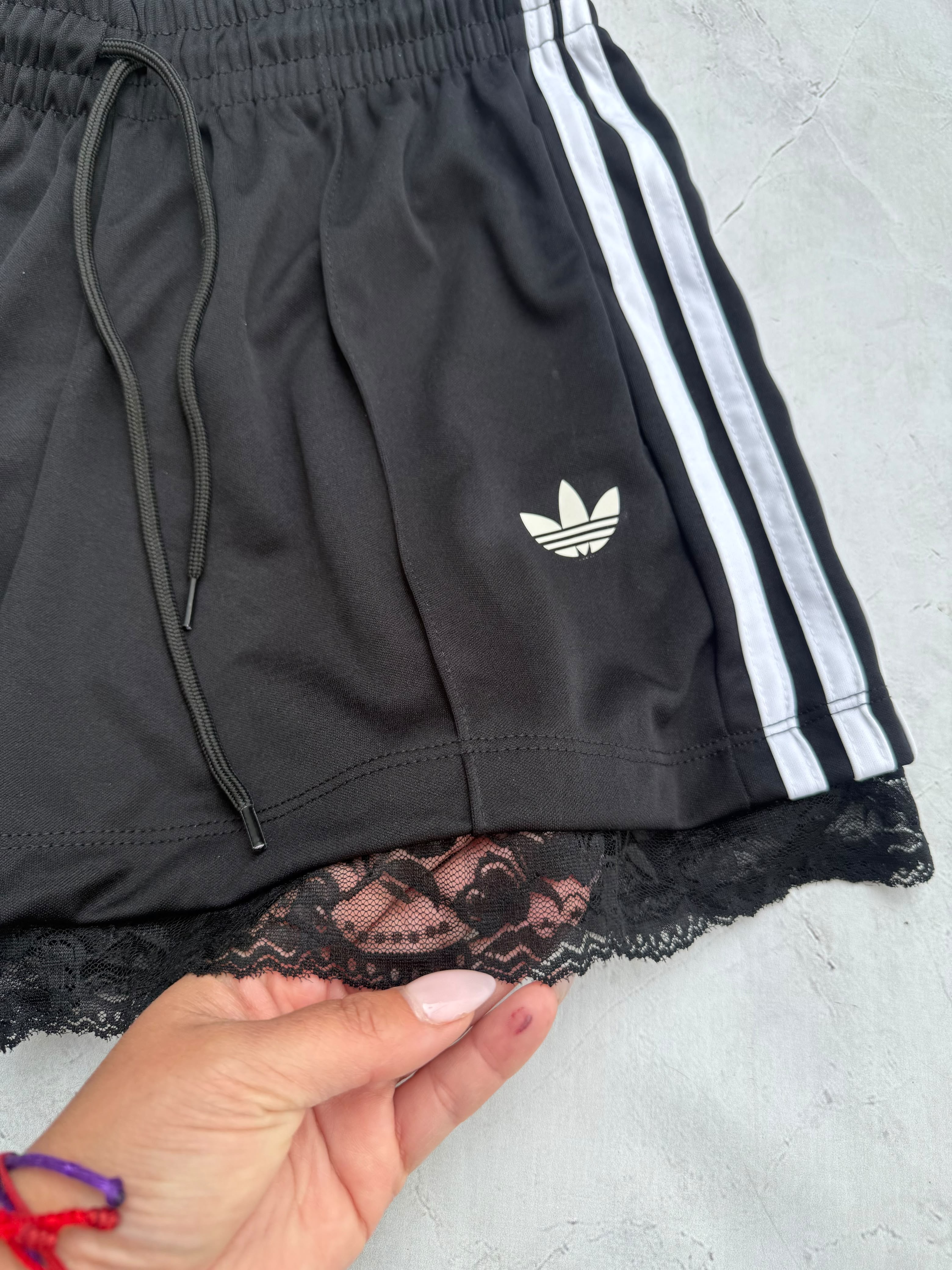 Short Adi con Puntilla - 16a8a1bf-4dd9-4524-95ec-5deb89e72a0c.jpeg