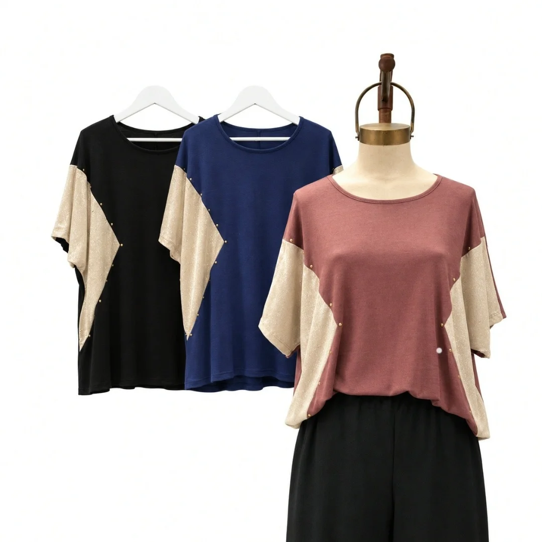 Remera de Viscosa Combi Lurex con Tachas y Tajo Inferior Atrás - Imagen 2