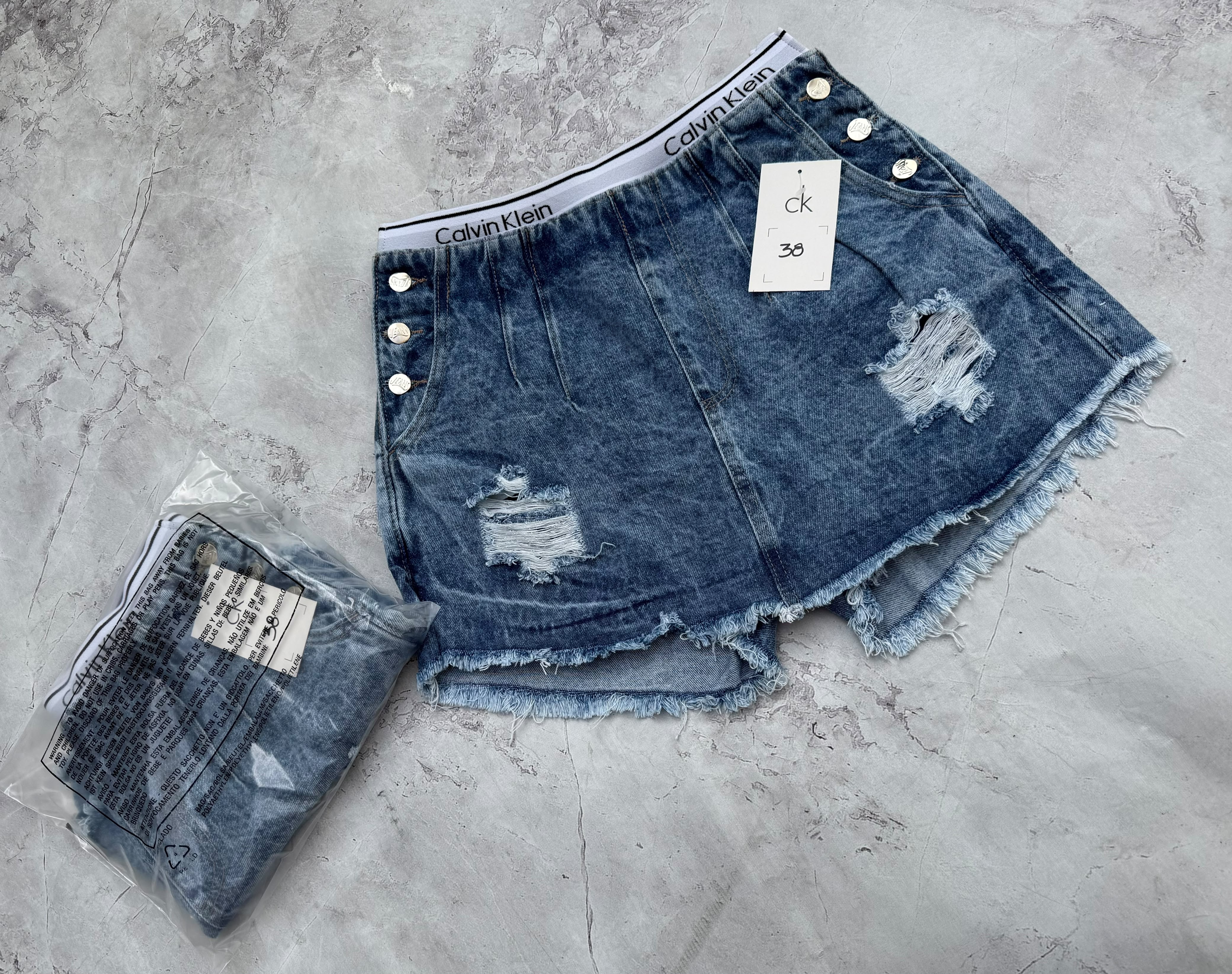 Short Pollera - 69de230d-2182-4aa8-b9ff-12ebc70aa07f.jpeg