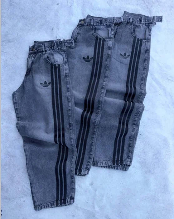 Baggi Adi Gris
