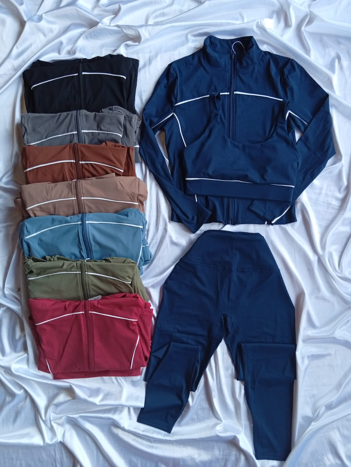 Conjunto de 3  Piezas Suplex Cod 43 - WhatsApp%20Image%202026-08-28%20at%2017.55.55%20(1).jpeg