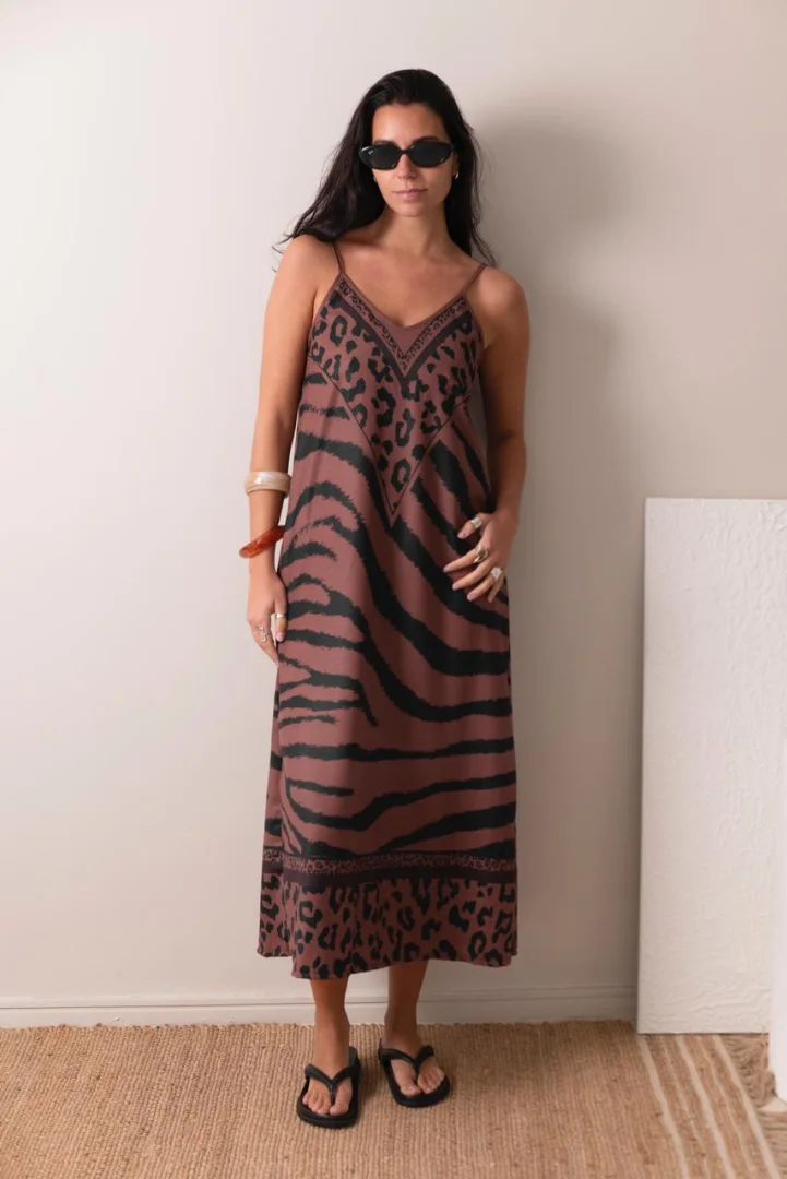 Vestido Isabella - WhatsApp%20Image%202026-10-23%20at%201.45.27%20PM%20(4).jpeg