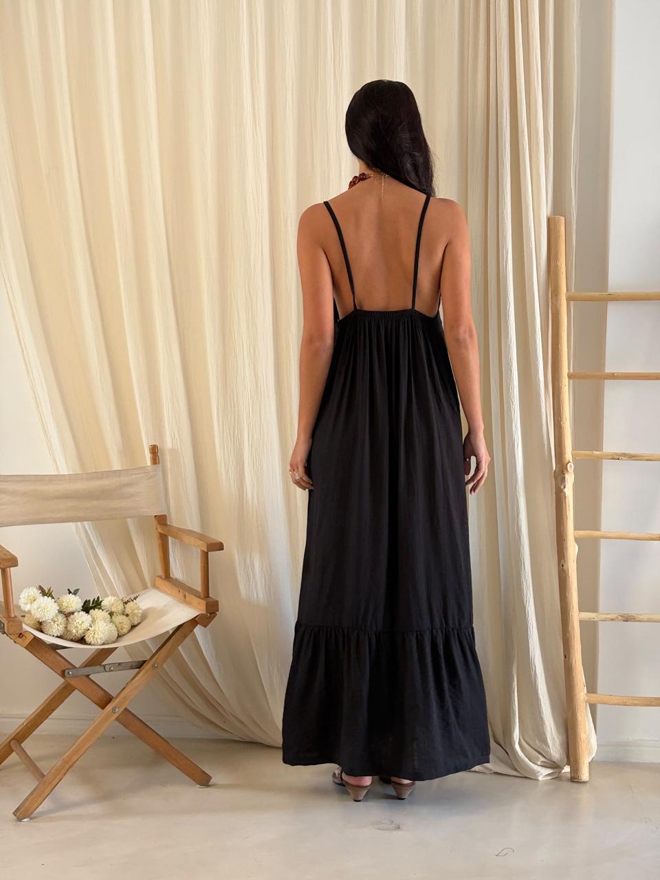 Vestido Dalia - WhatsApp%20Image%202026-10-20%20at%203.34.05%20PM%20(1).jpeg
