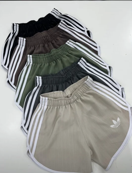 Short Adi Retro