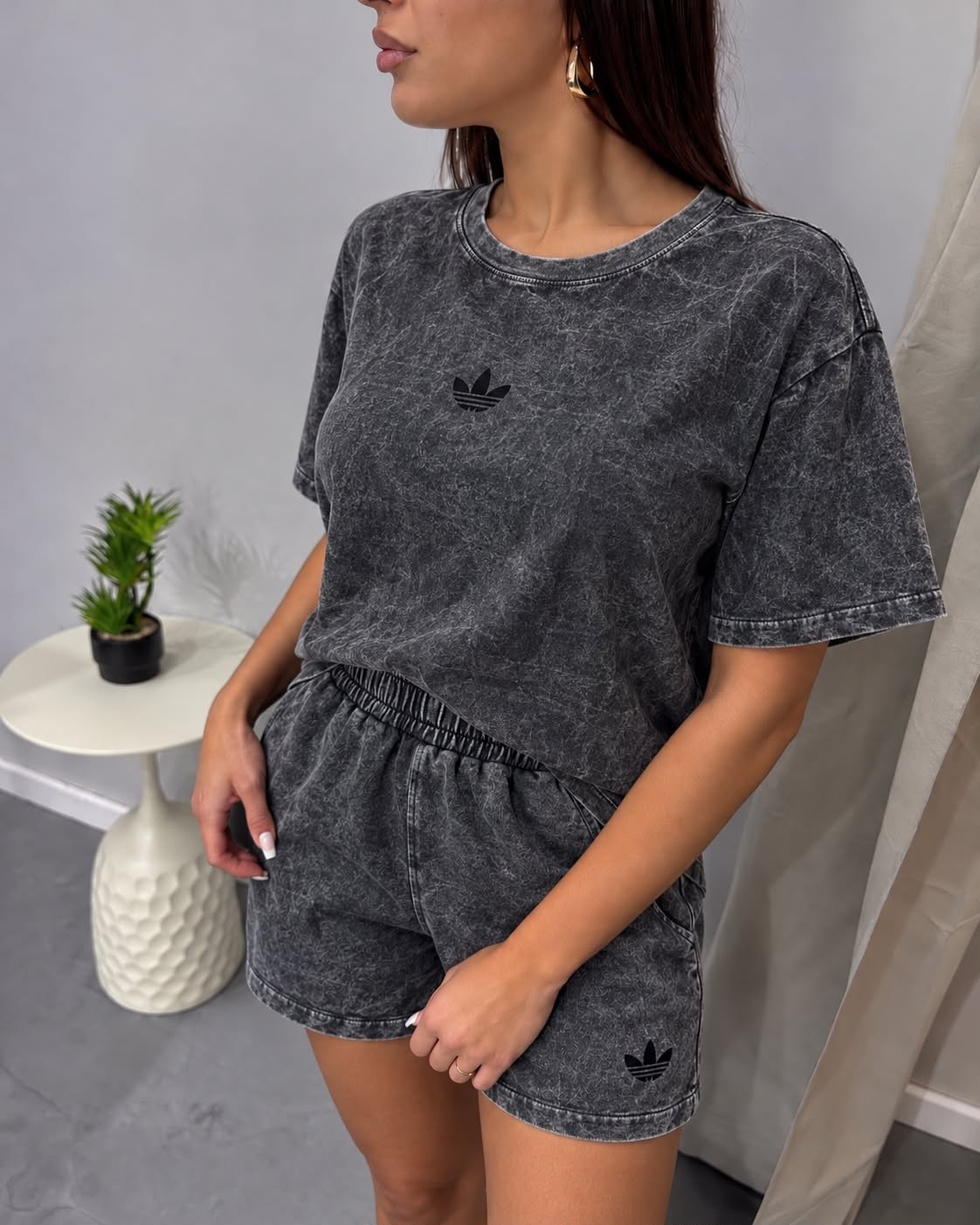 Conjunto Batik Adidasss - Imagen 2