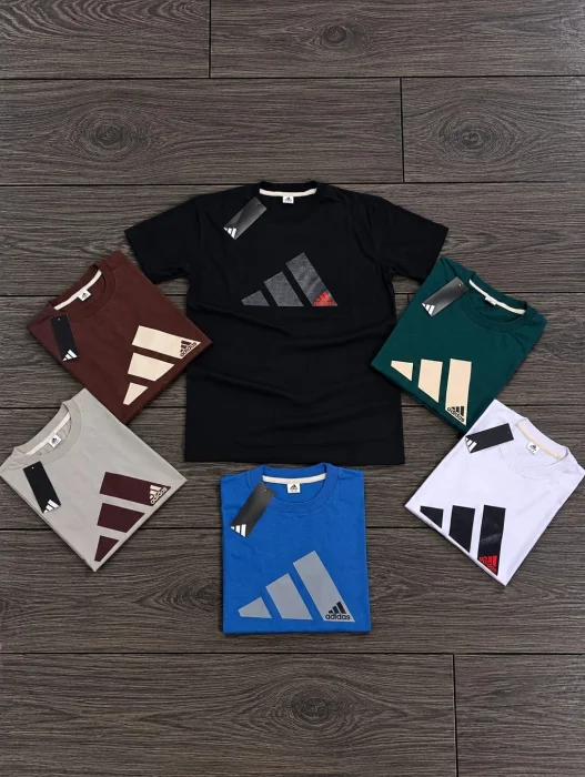 Remeras Adi Estampada