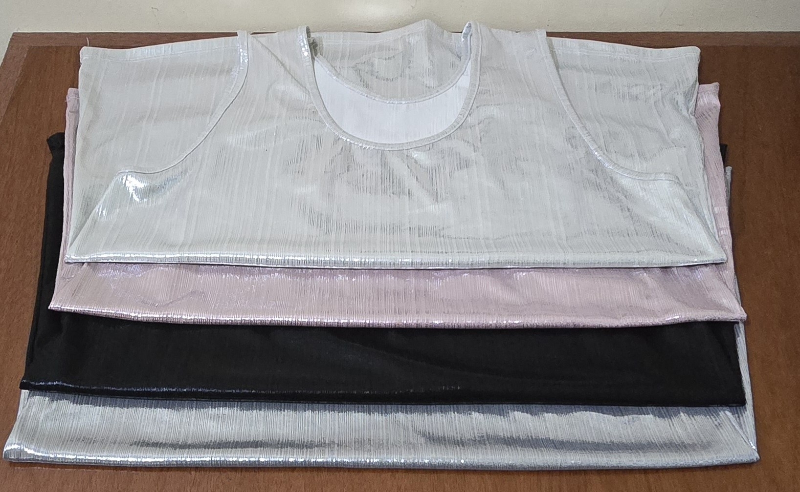 Musculosa  en Evase Brilloso Talle 4..5..6..7..8.. - Imagen 3