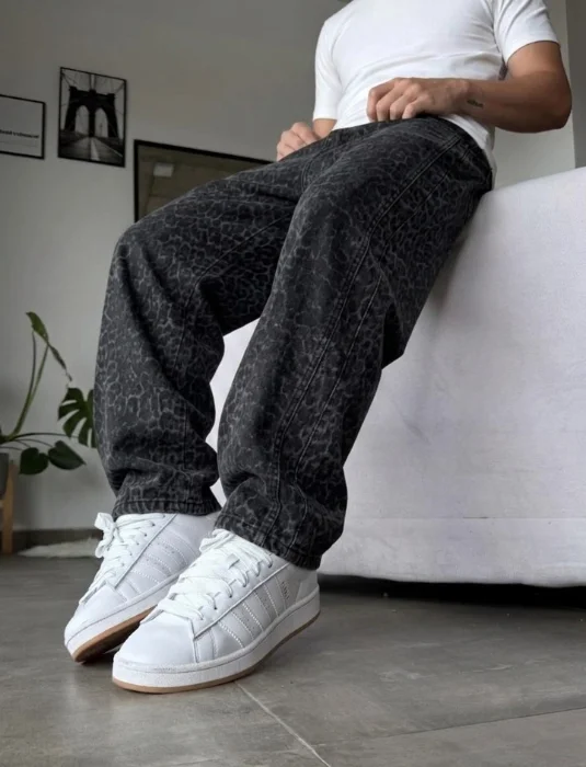 Baggy Animal Print Negro