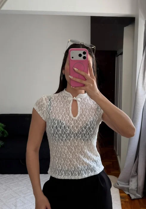 Remera Encaje Japonesa