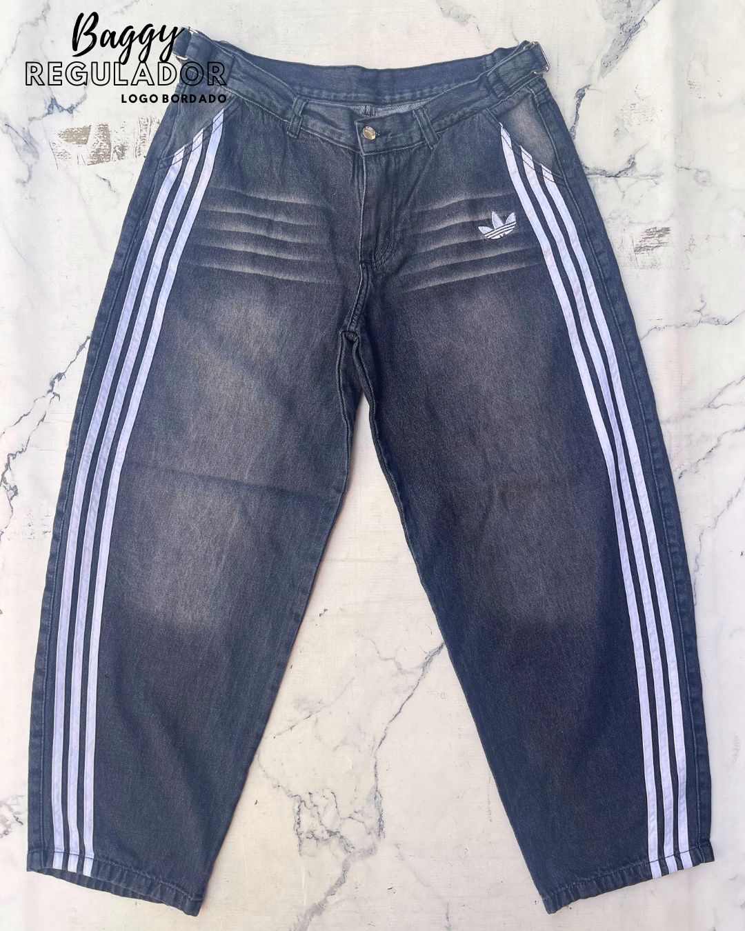 Jean Adi Baggy Rigido con Regulador Bordado Liquidacion Negro - 0%20Baggy%20Regulador%20(8).jpg